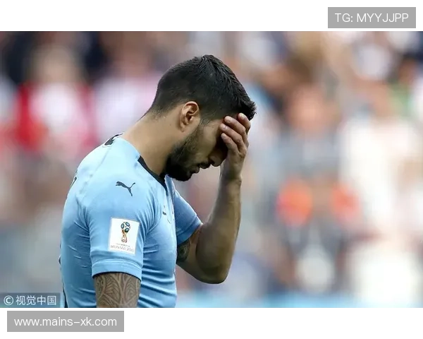 巴西被乌拉圭击溃，内马尔泪洒球场